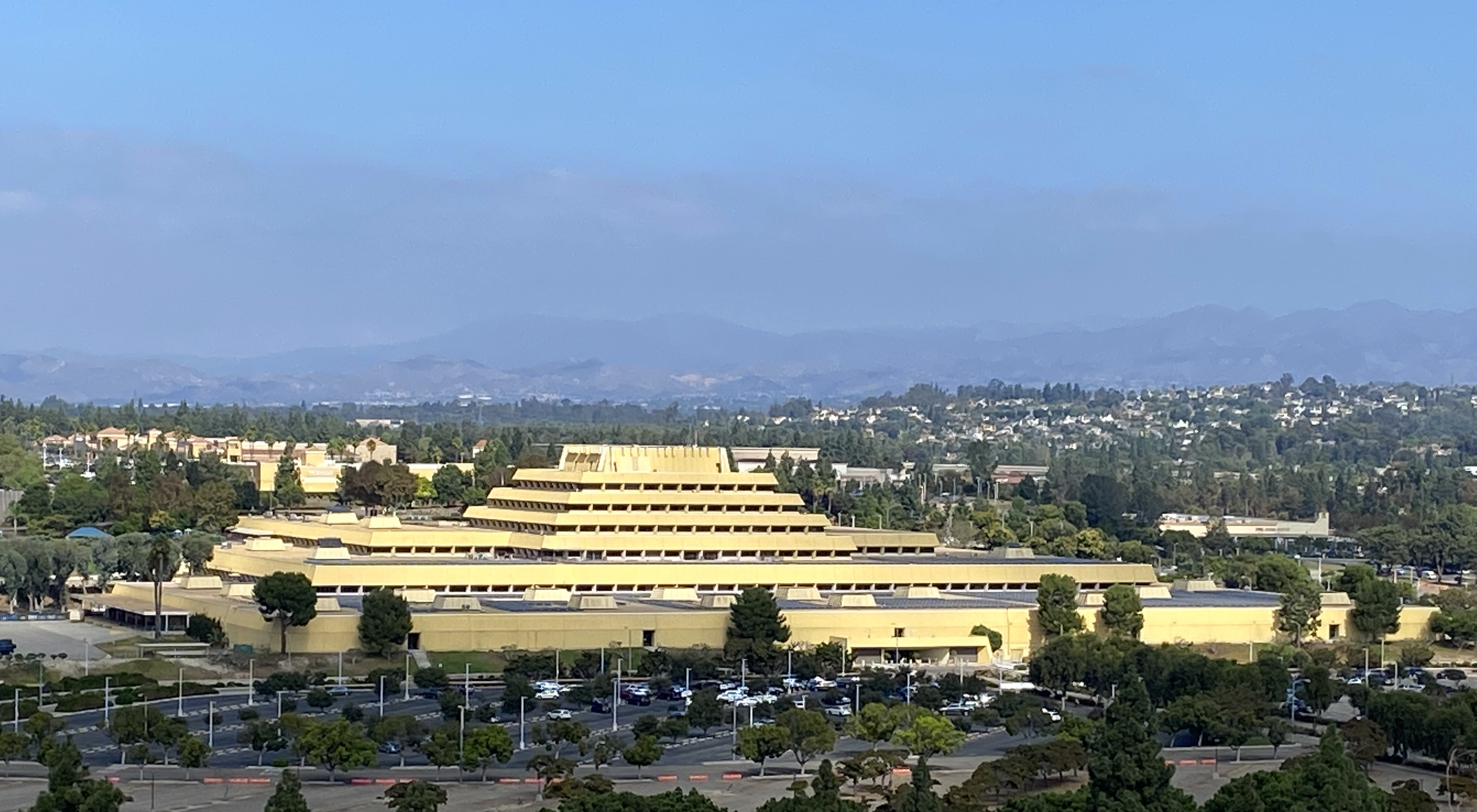 Chet Holifield Federal Building, Laguna Niguel